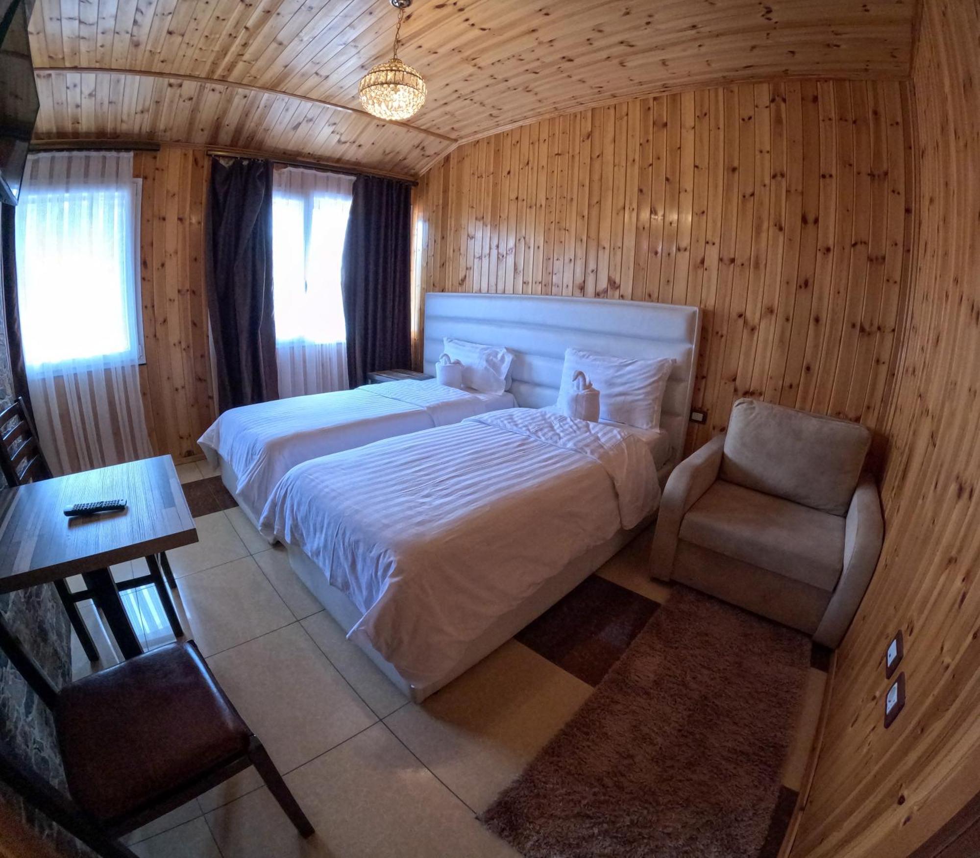 Buna Park Hotel Shkodër Екстериор снимка