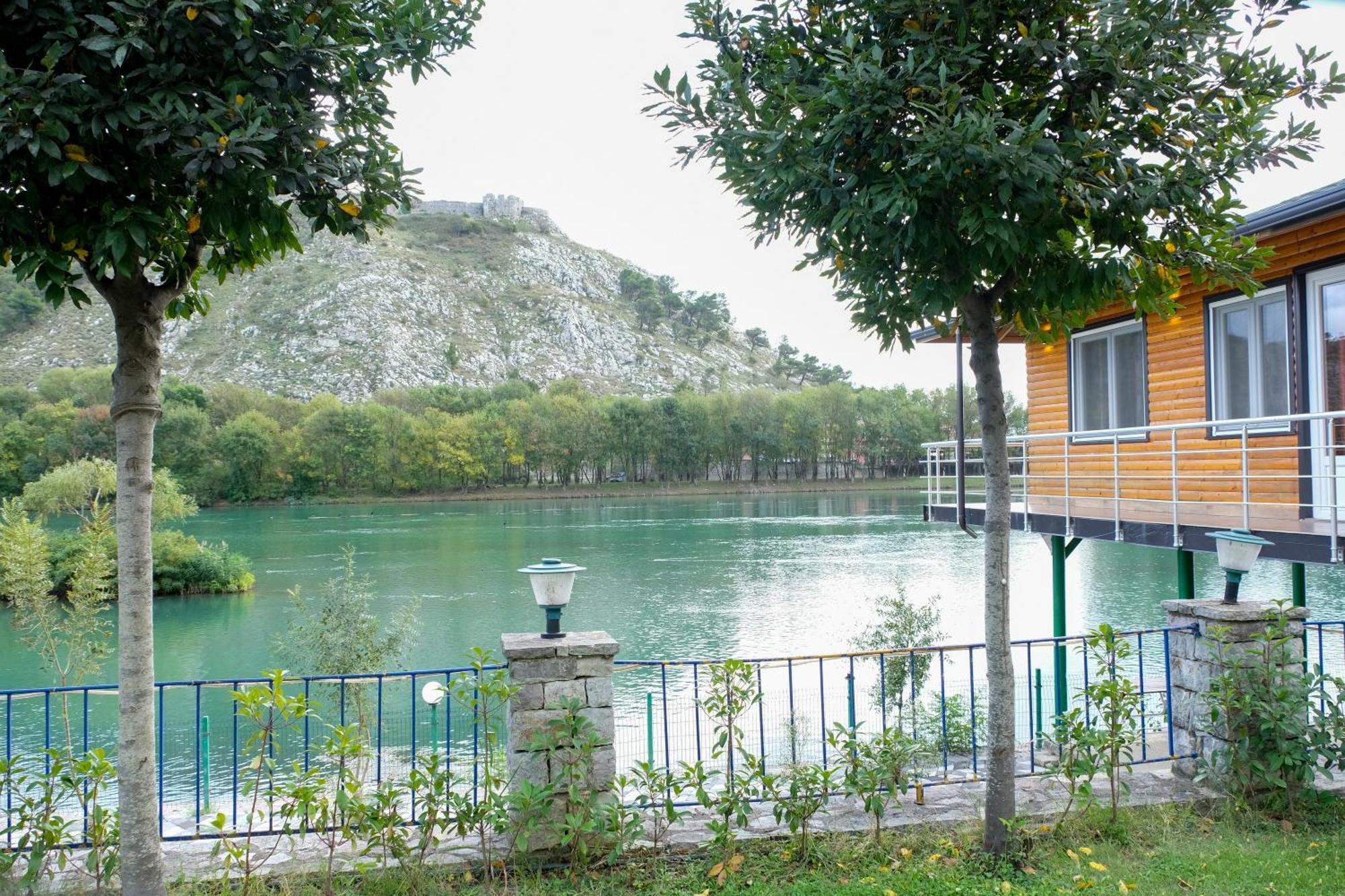 Buna Park Hotel Shkodër Екстериор снимка