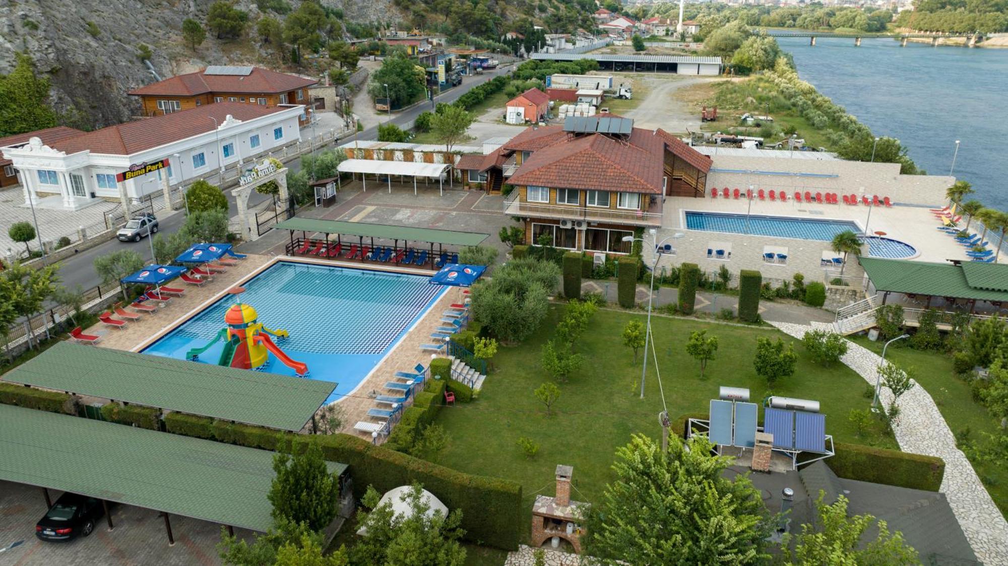 Buna Park Hotel Shkodër Екстериор снимка
