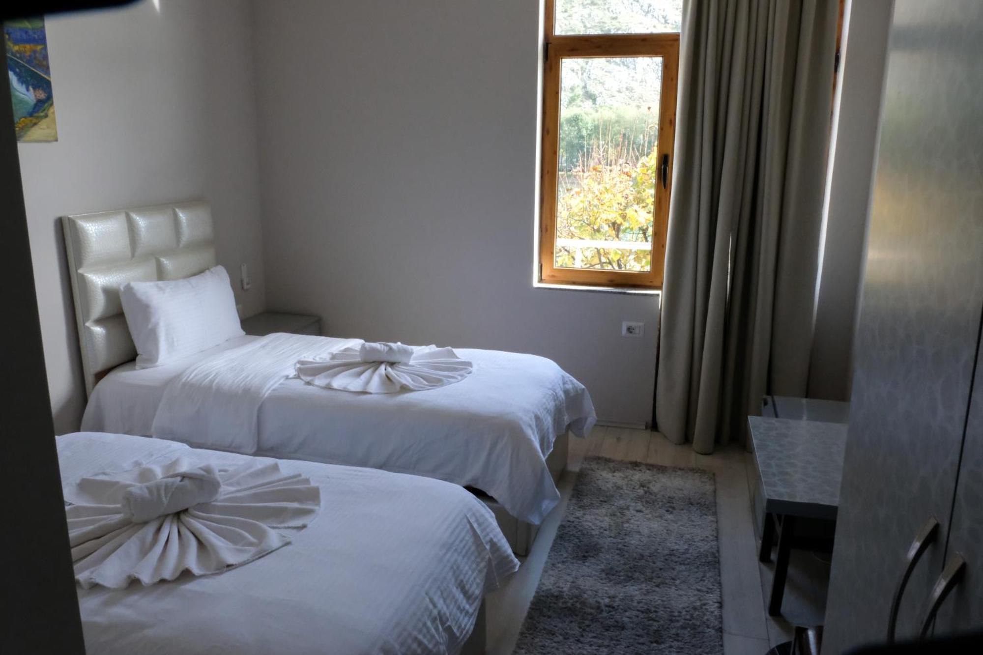 Buna Park Hotel Shkodër Екстериор снимка