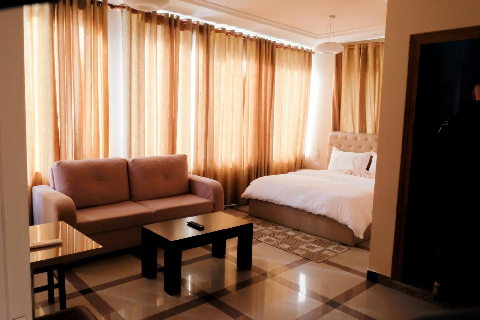 Buna Park Hotel Shkodër Екстериор снимка