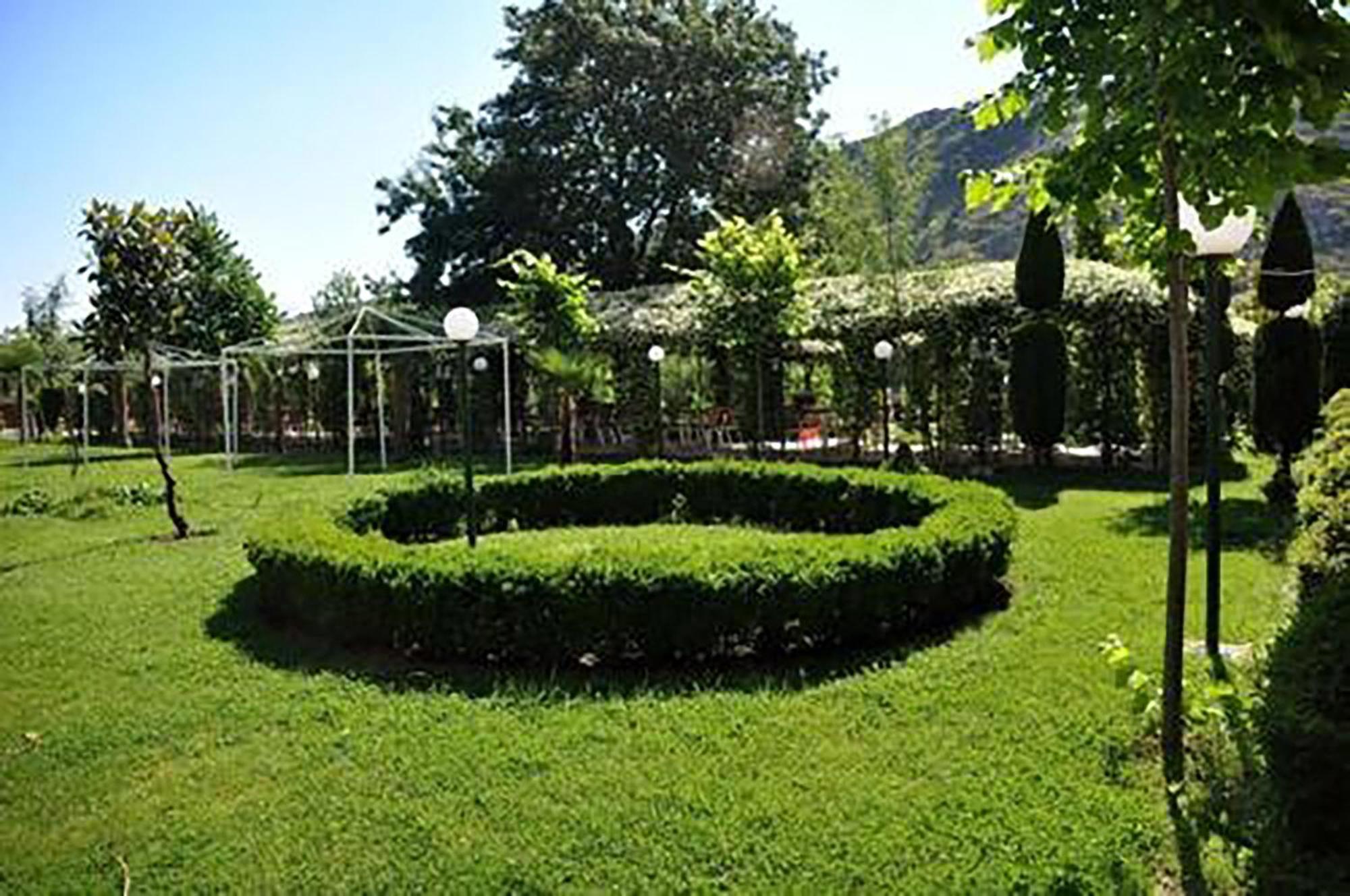 Buna Park Hotel Shkodër Екстериор снимка